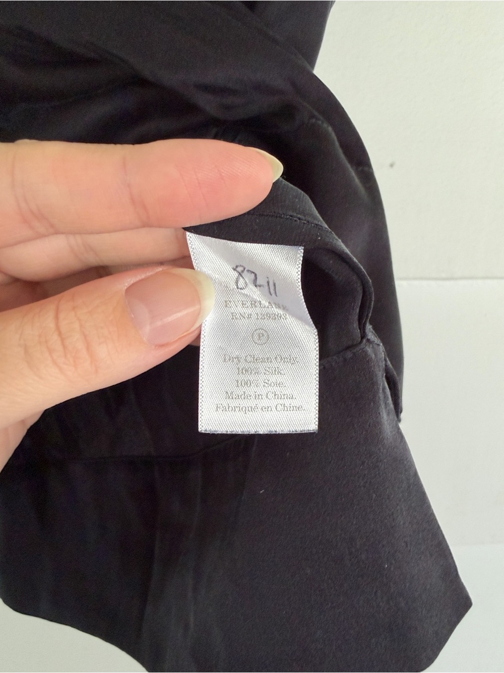 Everlane The Clean Silk Neck Tie Blouse - Picture 5 of 6